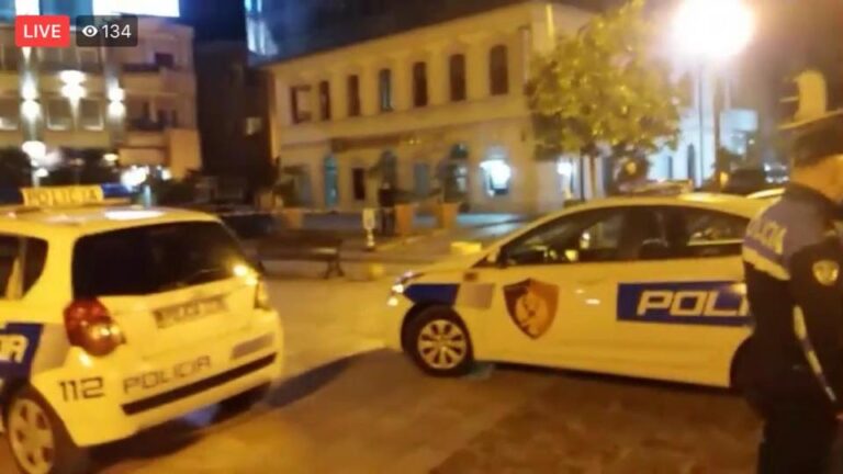 E rëndë në Shkodër/ Dhunon fqinjen pas konfliktit me burrin e saj dhe e fut nën rrotat e makinës, arrestohet 50-vjeçari