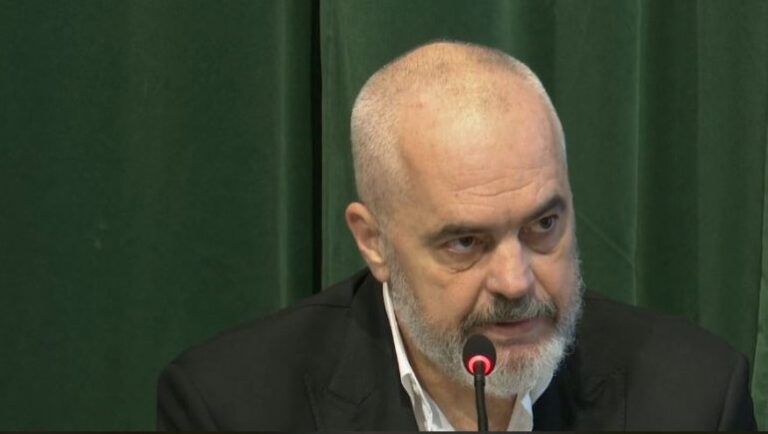 Kryeministri Rama firmos urdhërin: Shtyhen afatet e kredive për bizneset dhe individët