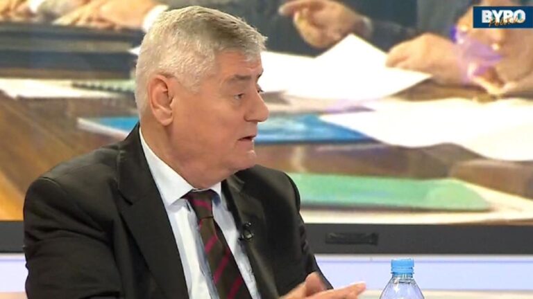 Shehi: Rrëzuam komunizmin dhe dështuam në ndërtimin e demokracisë