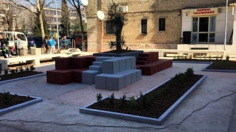 Bashkia e Tiranës ndërton një shesh të ri çlodhës pranë “Vasil Shantos”