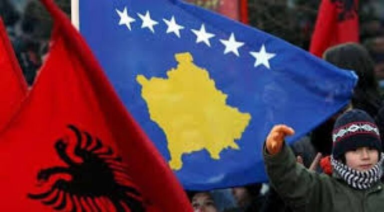 Arsyet pse duhet rrëzuar qeveria e sëmurë?
