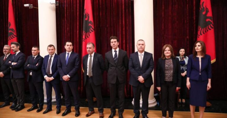 “Trilloni një ngjarje kriminale dhe trgoni si do ta hetoni”, kandidatët për kreun e BKH-së i nënshtrohen testimit me shkrim