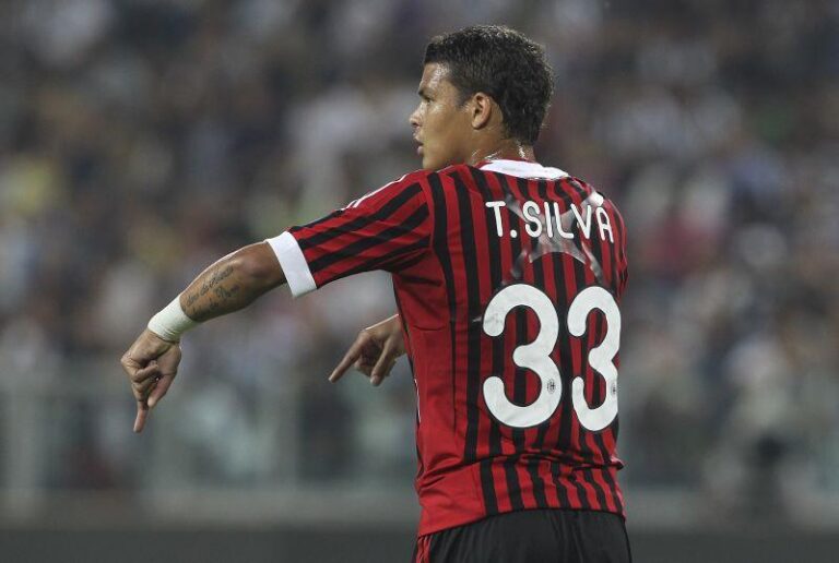 PSG “flak” Thiago Silvën, Milani në “poleposition” për shërbimet e brazilianit
