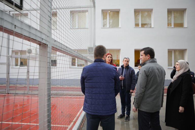 Rikonstruktohet shkolla “Konferenca e Pezës”, Veliaj: Do lirojmë kopshtet dhe shkollat e zaptuara ndër vite