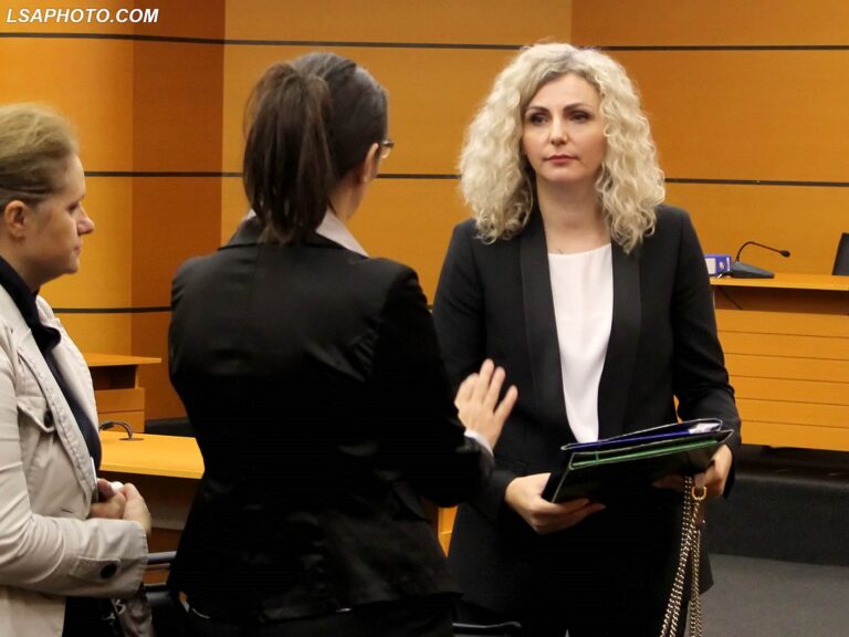 KPK e konfirmoi në detyrë, Komisioneri Publik kërkon shkarkimin e kryeprokurores së Durrësit