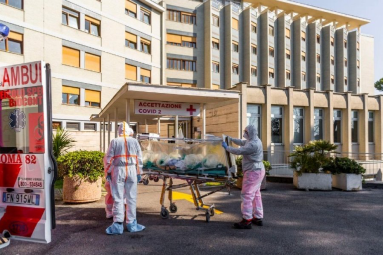 Italia thërret studentët për mjeksi, vdekjet nga virusi kapërcejnë 2500