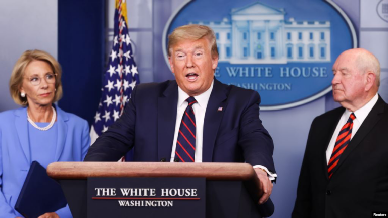 Trump: Brenda 100 ditësh, 100 mijë aparatura për frymëmarrje
