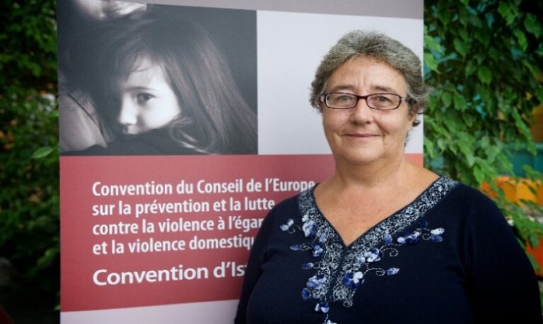 ”Për shumë gra dhe fëmijë, shtëpia nuk është një vend i sigurt”
