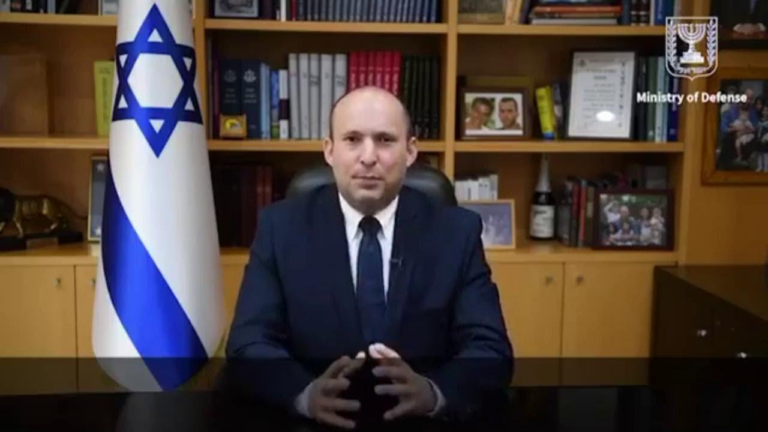 Receta izraelitë për koronavirusin: Izoloni të moshuarit dhe qarkullojeni virusin te të rinjtë