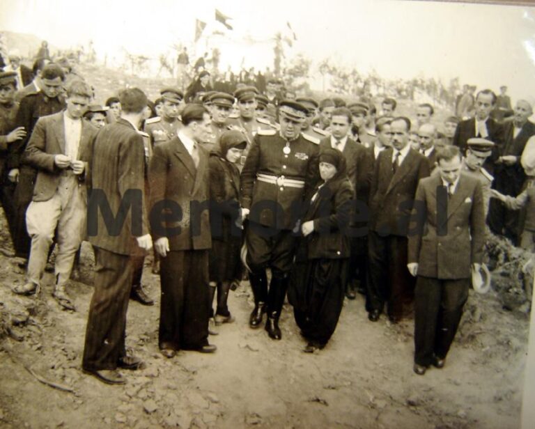 “Gjyshi im, ish-deputet i Monarkisë, shpëtoi Enverin nga ballistët, por e vdiqën në tortura në 1947…”