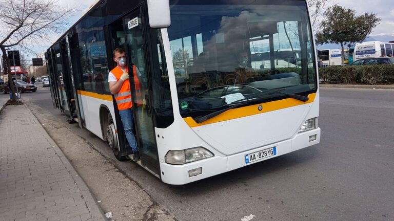 Pas Shqipërisë, edhe Italia pezullon transportin urban dhe atë interurban, forcohen masat ndaj koronavirusit