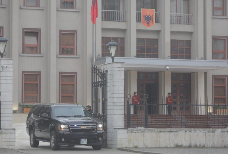 Ambasadorja e SHBA, Yuri Kim takoi sot Presidentin Ilir Meta