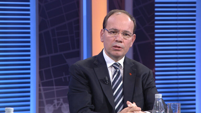 Mashtrimet e Ramës, Nishani: Opozita ka vetëm një premtim, do të heqë çdo hajdut, kudo është