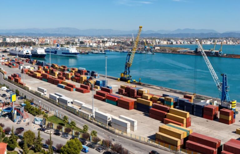 629 pasagjerë zbarkojnë në port: Masat në Durrës më të forta se në Bari