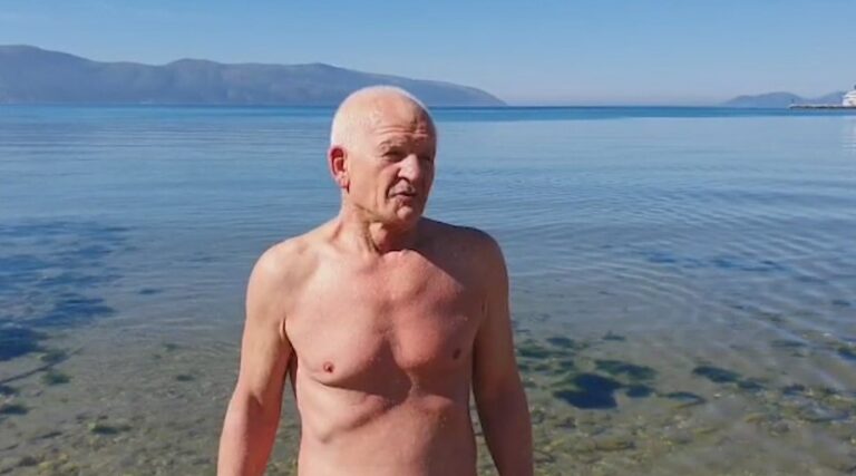 Plazh në “shtetrrethim” (VIDEO)