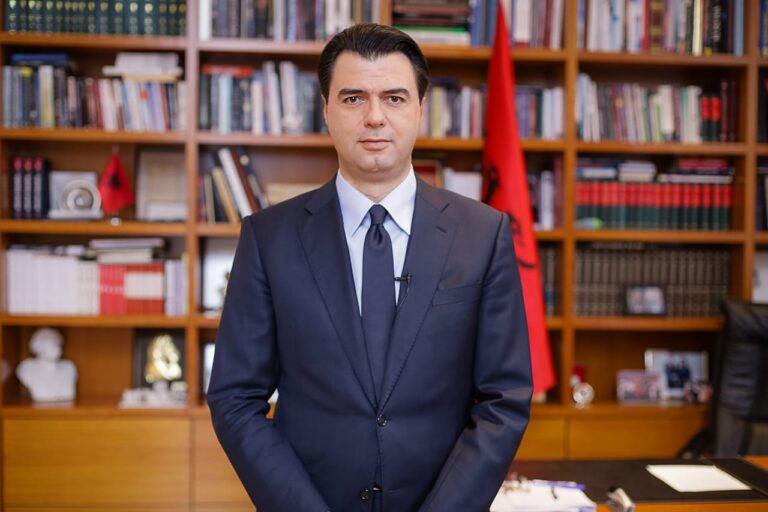 Vizita dy-ditore në Kosovë, Basha nis turin e takimeve me kryeministrin Avdullah Hoti