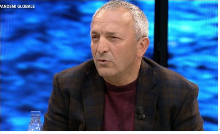 Psikologu Edmond Dragoti tregon rrethanat në të cilat Covid-19 ndikon në gjendjen psikologjike të individëve