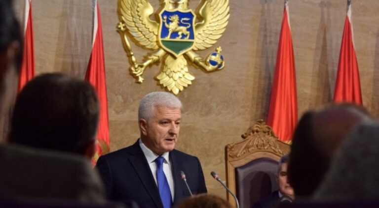 Preket dhe ‘ishulli’ i fundit, Mali i Zi konfirmon dy rastet e para me koronavirus