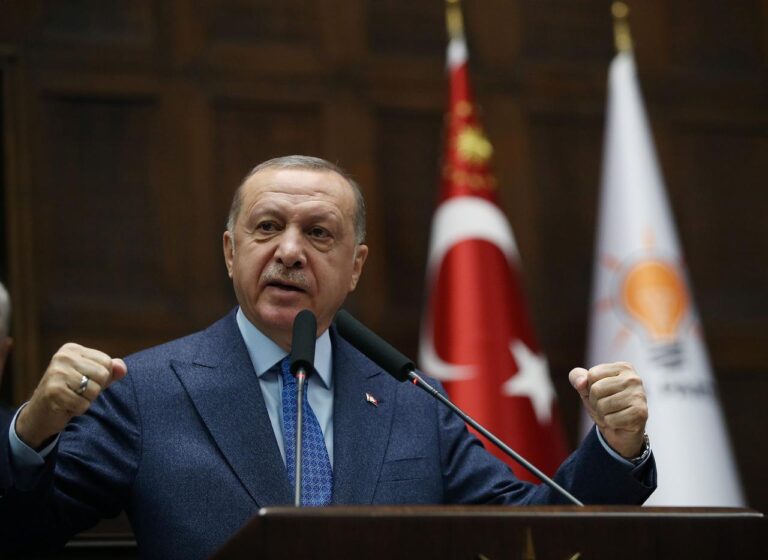 “Masa shtesë nëse nuk respektohet karantina vullnetare”, Erdogan: Jemi të vendosur për të vazhduar prodhimin dhe eksportin