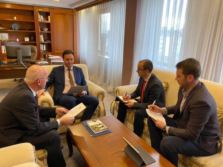 Konjufca e shkarkon Vlora Çitakun e disa ambasadorë tjerë