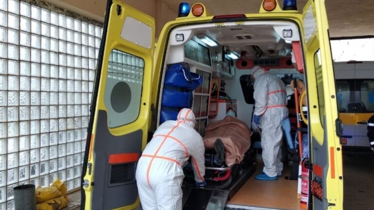 Dy viktima në pak minuta në Greqi nga koronavirusi