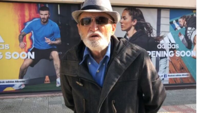 “Kam marrë leje tek Zoti”, qytetarët në Lezhë dalin nga shtëpia për të kryer shërbimet edhe pa autorizim