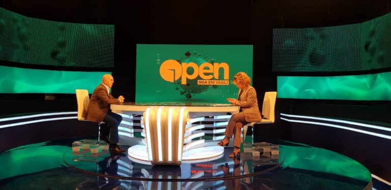 Trajtimi i Covid-19, Pipero tregon rezultatet e përdorimit të Klorikinës