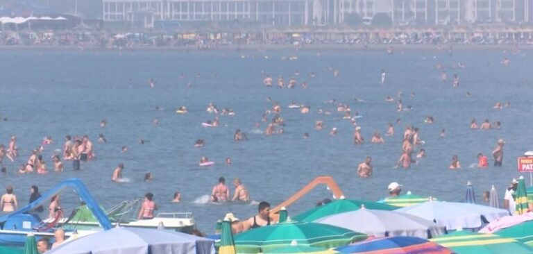 Meteorologia e njohur tregon se kur mund të filloni plazhin këtë vit