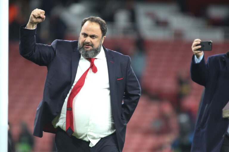 Presidenti i Olympiacos merr lajmin e madh dy javë pasi doli pozitiv ndaj Covid-19