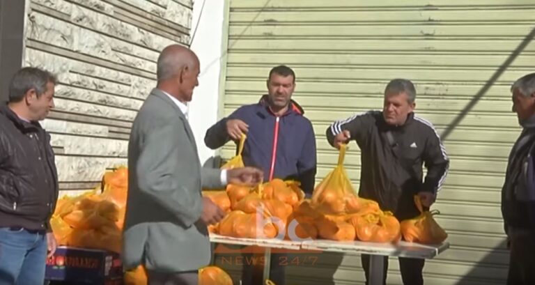 Portokall falas, gjesti human i një biznesi të vogël në ndihmë të të moshuarve në nevojë