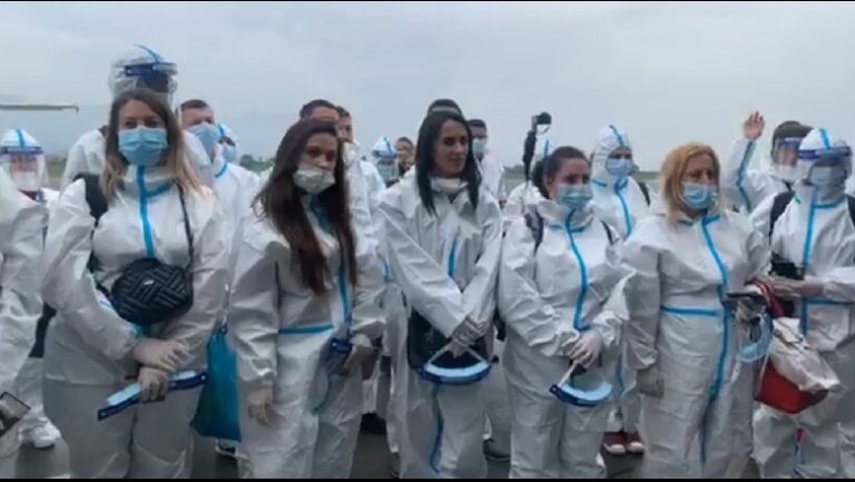Tjetër akt human/Manastirliu: 60 infermierë ikën sot në Itali, së bashku do t’ia dalim