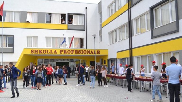 Udhëzimi për hapjen e shkollave, prindërit: S’jemi informuar