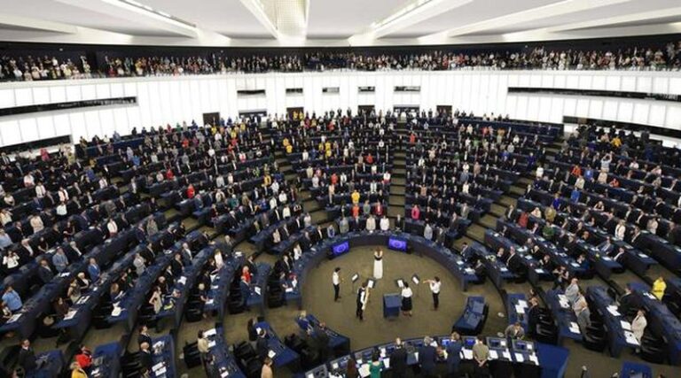 Ja sesi janë liruar masat në 11 shtete europiane, ç’po ndodh me punën, shkollën, dyqanet dhe argëtimin?