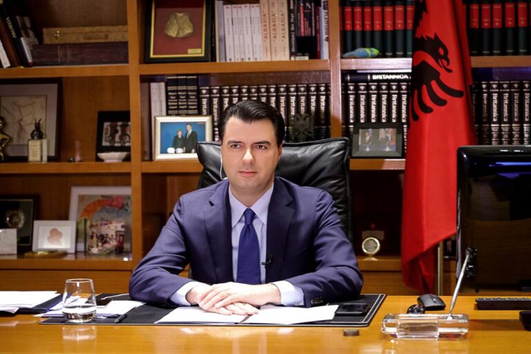 “Testimi kundër COVID-19, e vetmja mënyrë për të dalë nga kriza”, Basha mesazh mirënjohjeje SHBA-ve