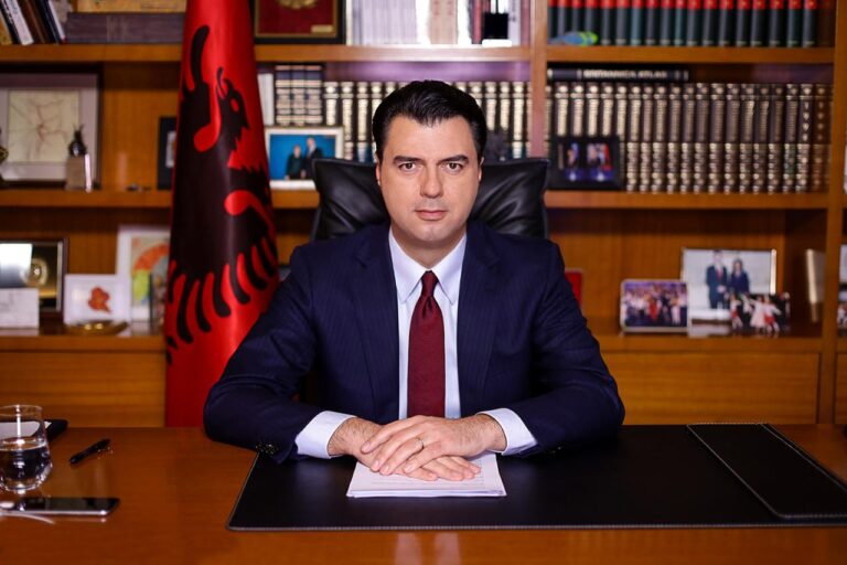 Basha zbulon kërkesën e tij për konsensus kombëtar dhe komenton raportin mes Ramës dhe Metës