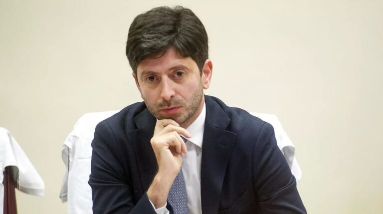 Parashikimi i frikshëm/ Ministri: Normaliteti rikthehet kur të kemi vaksinën