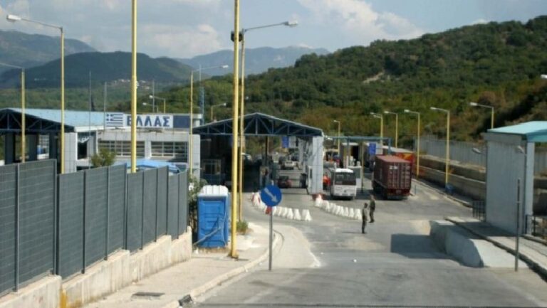 Humb jetën nga COVID-19 shqiptari në Greqi, trupi i pajetë sillet në Shqipëri