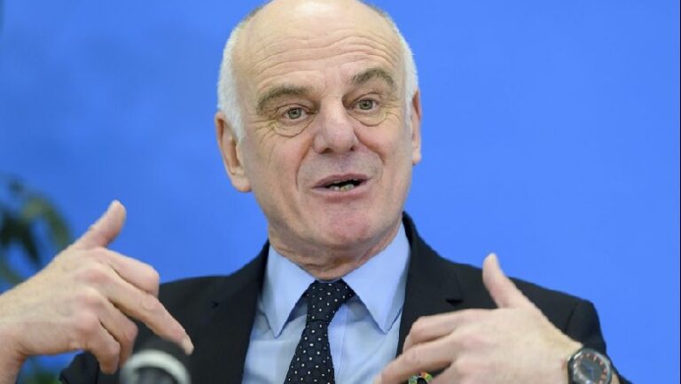 “Virusi do ta ndjekë për një kohë të gjatë racën njerzore”, doktori i OBSH-së: Nuk është koha për përçarje
