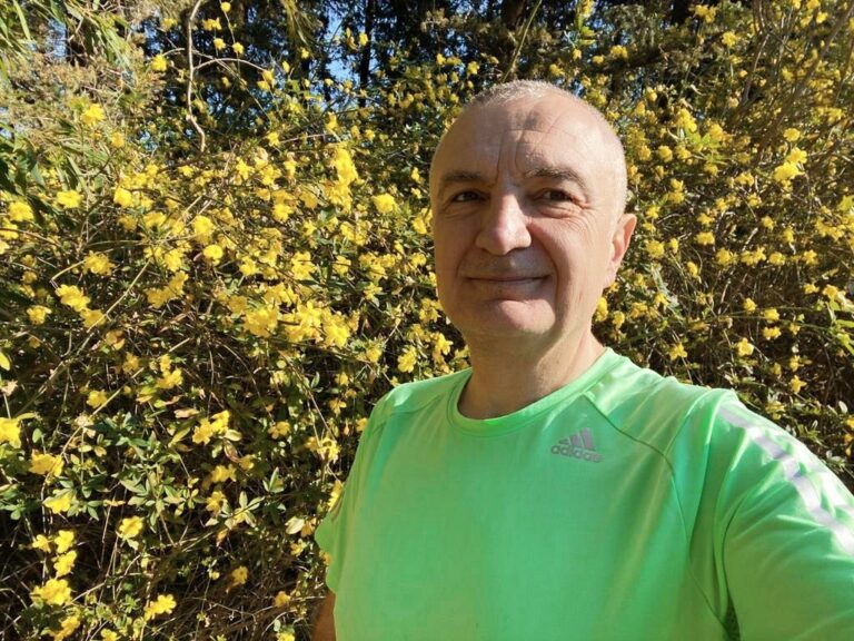 Presidenti Meta mesazh për sportin dhe mjekët: Mund të ndryshojnë një shoqëri të tërë!