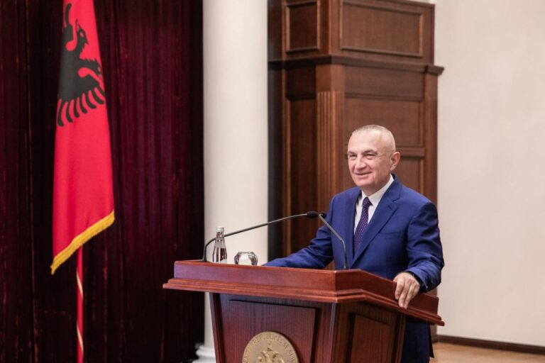 Presidenti Meta: Platforma iu dorëzua Ramës dhe diplomatëve më 8 prill. Synon përshpejtimin e integrimit