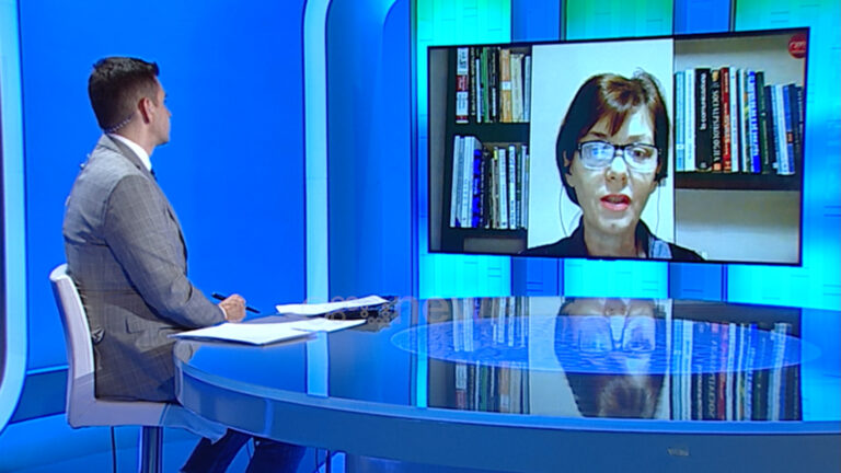Këshilla e Nora Malajt për Ministrinë e Arsimit: Të nxjerrë një program të reduktuar