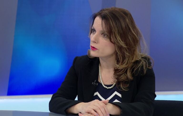 “127 s’më mori seriozisht”, shefja e Epidemiologjisë në ISHP i përgjigjet ish futbollistit