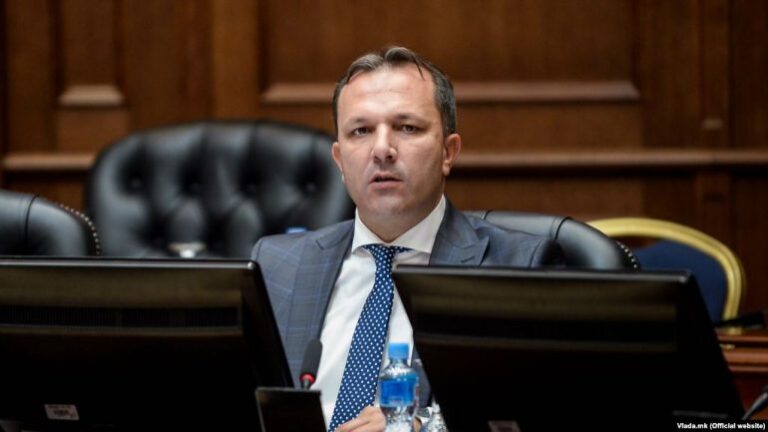 Maqedonia e Veriut përgatitet për pikun, gjatë javës lëvizja kufizohet në 13 orë, fundjava shtetrrethim