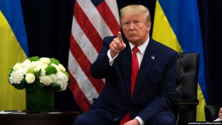 “Në prill zhduket si për mrekulli”, Zëri i Amerikës: Trump nuk i kushtoi rëndësi virusit në Kinë, kur reagoi për herë të parë mund të ishte vonë