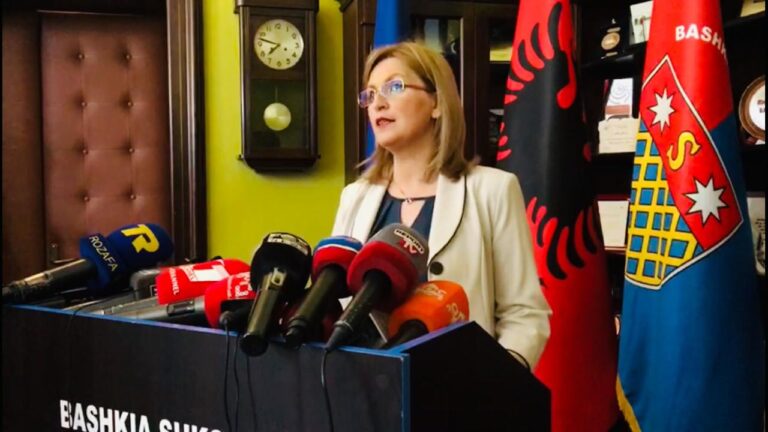 Ademi: Shumë familje kërkojnë të bëjnë testin e Covid-19, asnjë përgjigje nga Qeveria