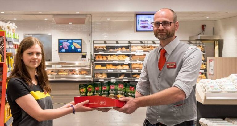 Dortmundi nuk e shkurton stafin, i punëson në rrjetin e supermarketeve