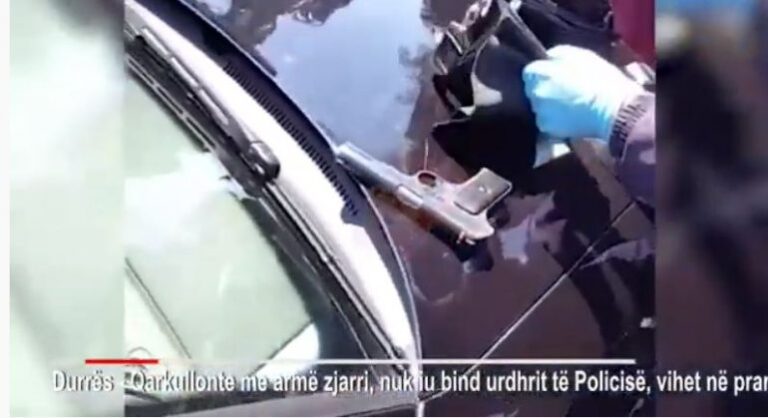 Ndjekje si në filma për 5 kilometra në Tiranë-Durrës, policia bllokon “Audin” te mbikalimi i Shkozetit, çfarë i gjen shoferit