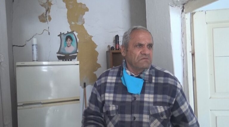 Elbasan, varfëria “ulet këmbëkryq” në familjen e invalidit Pëllumb Shakja