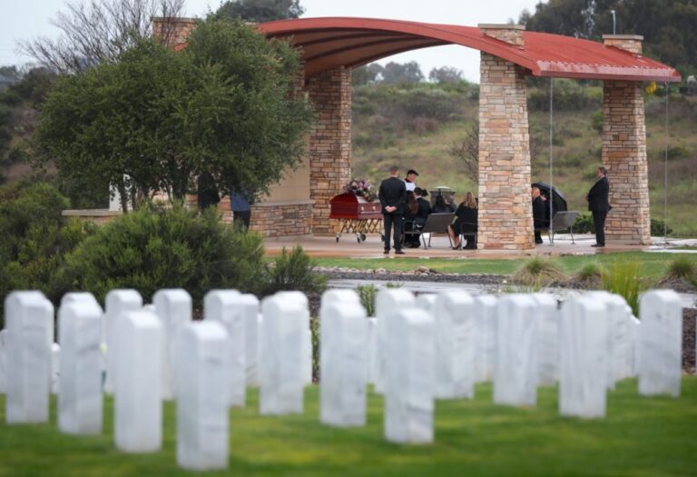Qindra vdekje në spitale dhe azile, Italia nis paditë