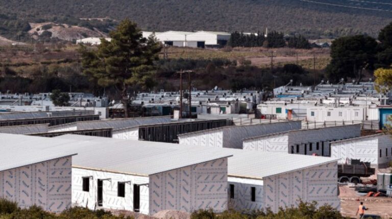 20 refugjatë me Covid-19 në Greqi, kampi vendoset në karantinë